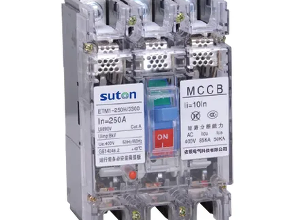 SUTON molded case circuit breaker view for 60 amp wire-size planning