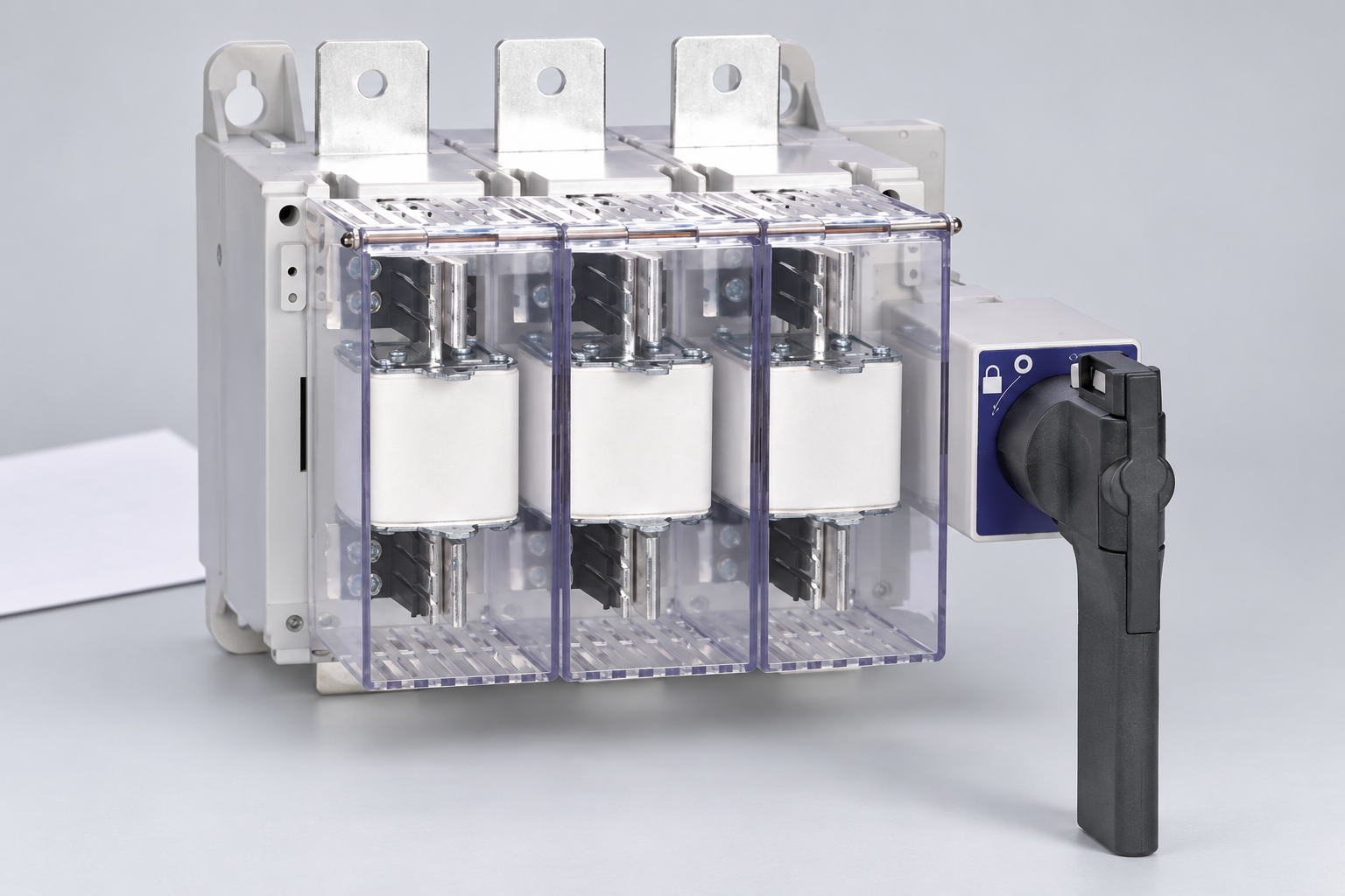 SUTON ETGLR three-fuse switch-disconnector: front exterior for specification review
